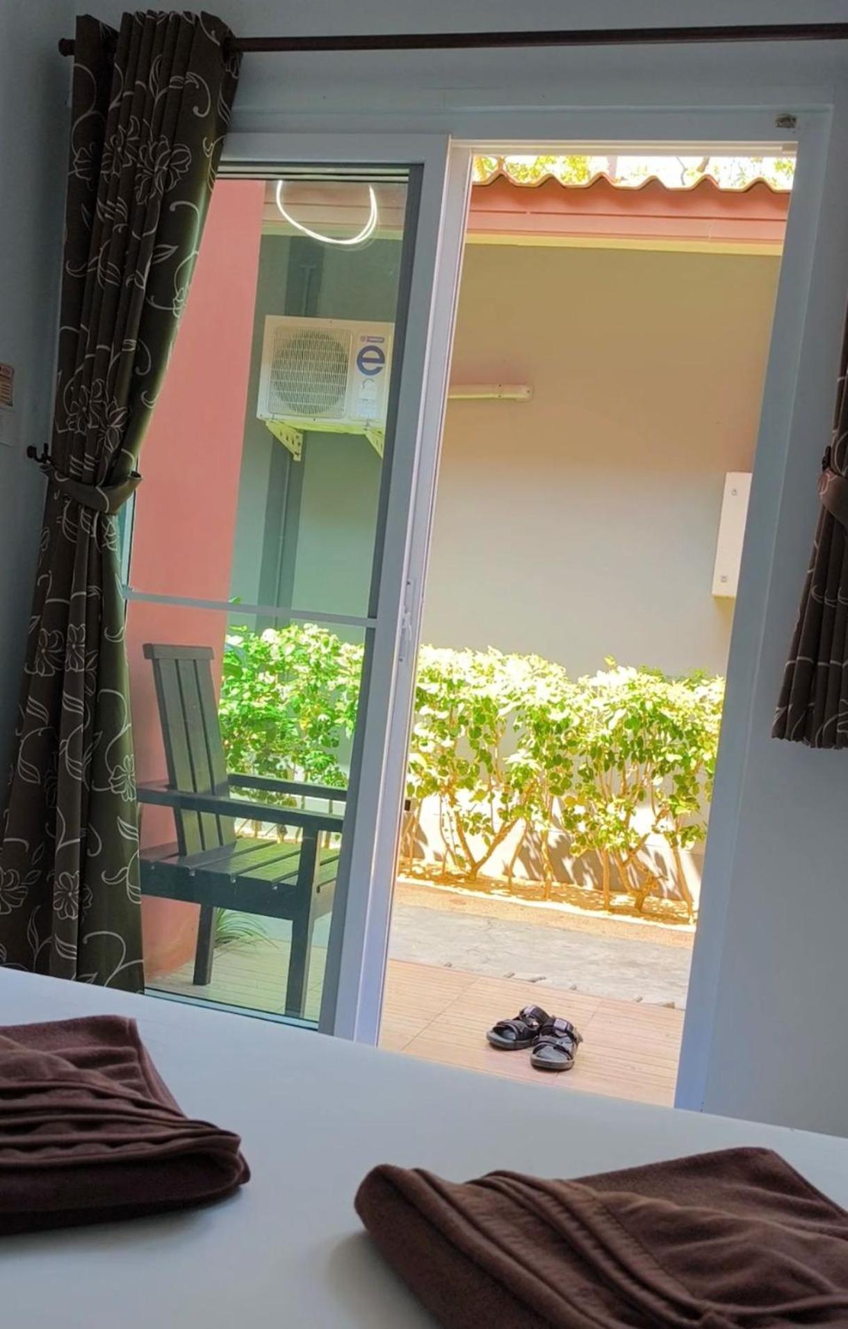 Maenam Villa Hotel Mae Nam Luaran gambar