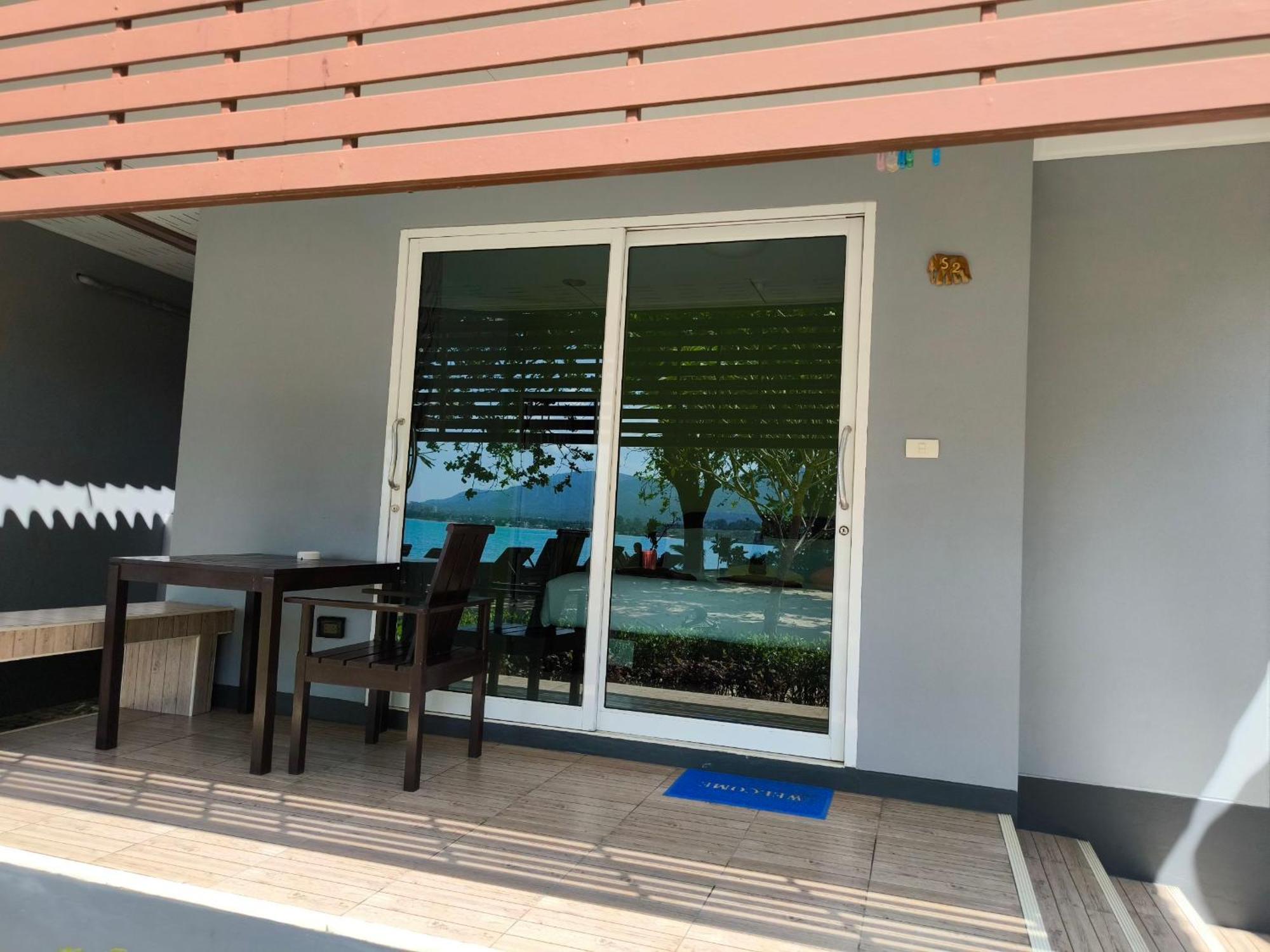 Maenam Villa Hotel Mae Nam Luaran gambar